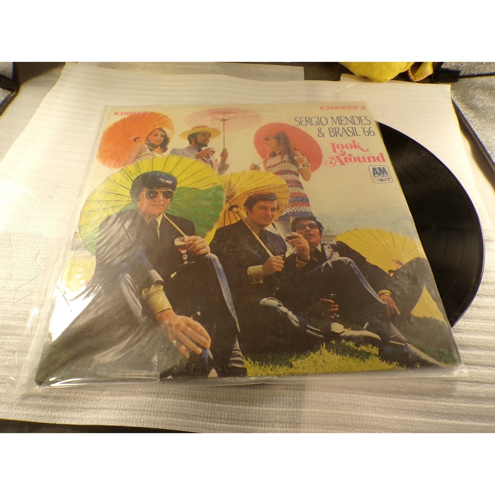 Sergio Mendes & Brasil 66 Look Around Vinyl LP A&M SP 4137 Bossa Nova Jazz 1968